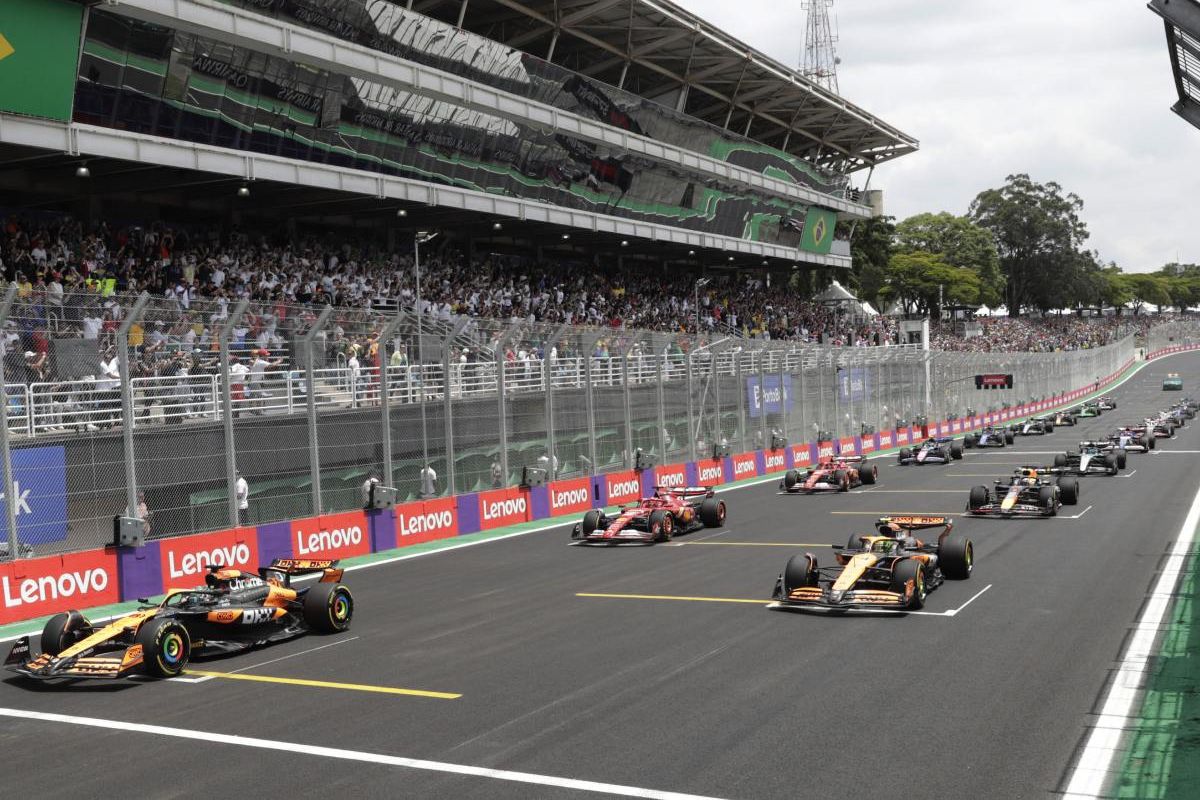 En una carrera llena de accidentes, Max Verstappen, gana el Gran Premio de Brasil 2024. El podio lo completan Esteban Ocon y Pierre Gasly.