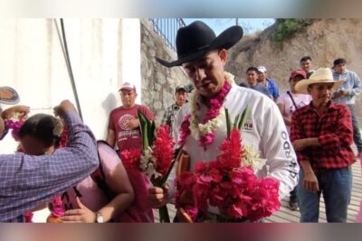Incautan arsenal y drogas a alcalde de Cuautempan, Puebla
