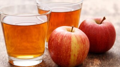 Retiran de forma urgente más de siete mil cajas de jugo de manzana contaminado