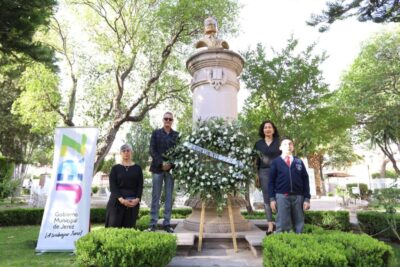 Rinden homenaje a Candelario Huízar en su 55 aniversario luctuoso
