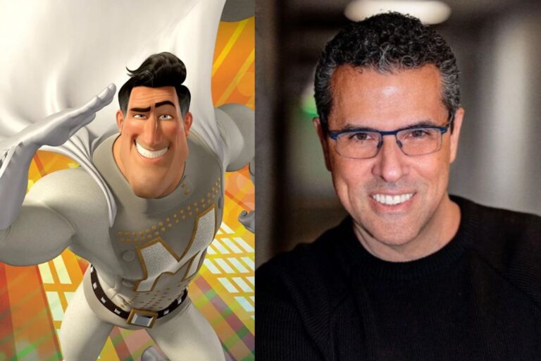 Marco Antonio Regil saluda como Metro Man