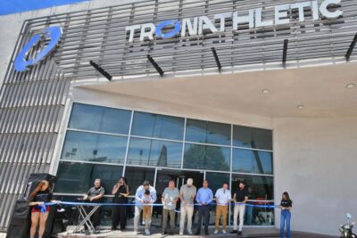 Pepe Saldívar inaugura nuevo gimnasio en Guadalupe