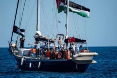 Israel ordena impedir la llegada a Gaza de un barco humanitario