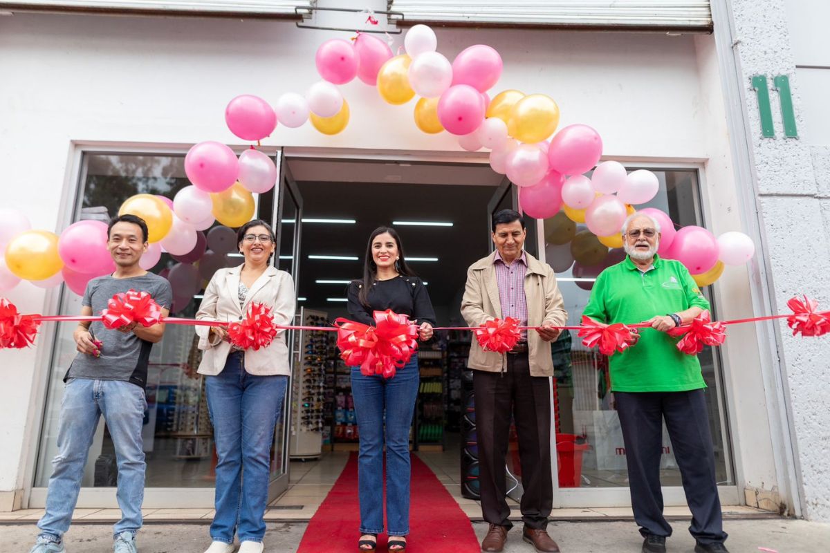 Llega nueva tienda a Guadalupe, generando empleos a la ciudadanía.