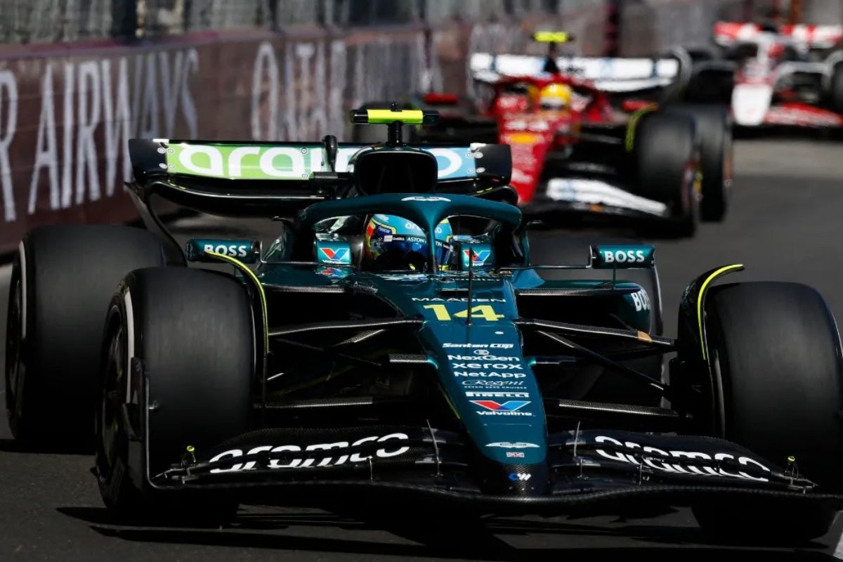 Momentos de tensión en Aston Martin, con el piloto Lance Stroll.