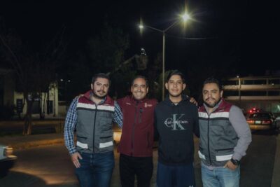 Atiende Pepe Saldívar reporte de luminaria en Calzada Solidaridad y 5 de mayo
