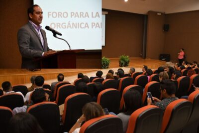 Pepe Saldívar se presenta en el Sexto Foro para la Construcción de una Nueva Ley Orgánica para los Municipios de Zacatecas