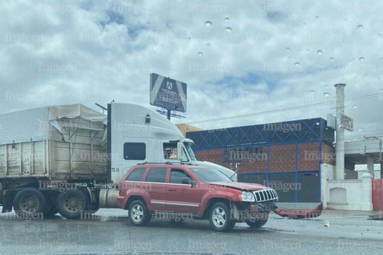 Choque en el cruce de la calle del Paseo del Mineral deja un herido