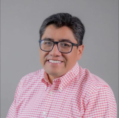Saúl Monreal confirma que buscará la gubernatura en 2027, aunque no sea con Morena