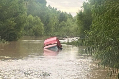Localizan una camioneta en el Río Aguanaval; autoridades buscan a su conductor y propietario