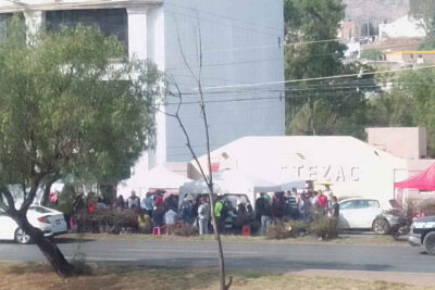 Maestros bloquean instalaciones al Issstezac