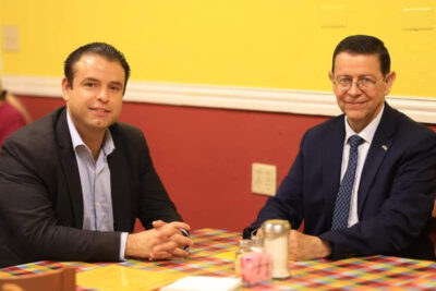 Miguel Varela fortalece lazos en Texas con migrantes