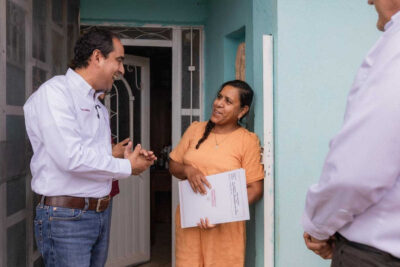 Pepe Saldívar brinda certeza patrimonial a familias de Guadalupe