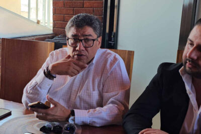 Saúl Monreal exige la renuncia de Carlos Hernández, encargado de IMSS Bienestar