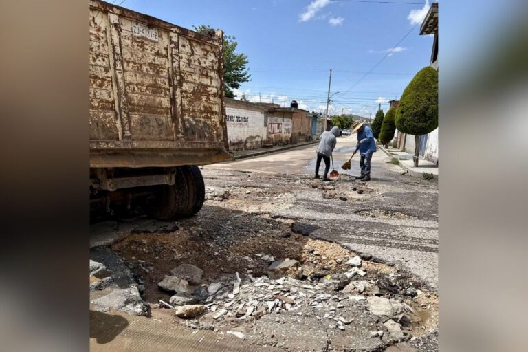 Alcalde de Fresnillo atenderá baches en la cabecera y comunidades