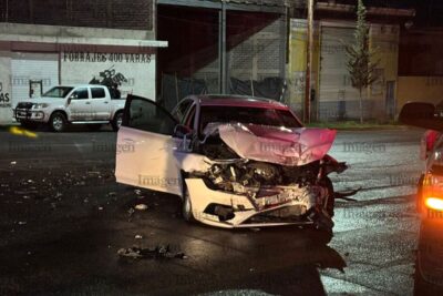 Pareja resulta lesionada sobre el boulevard Jesús Varela de Fresnillo