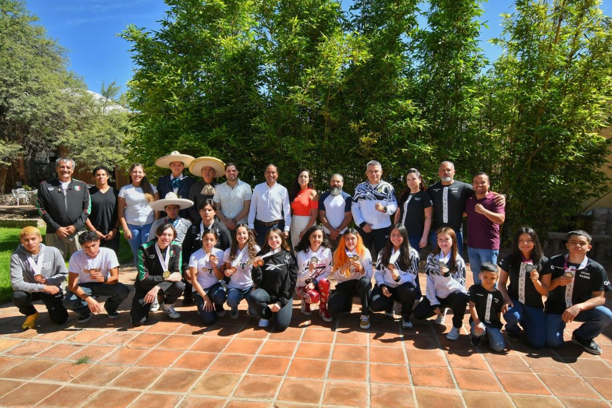 Reconoce Pepe Saldívar a los atletas guadalupenses de la Olimpiada Nacional.