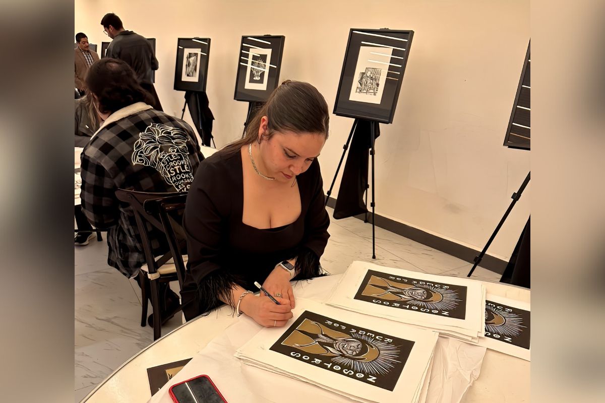 Presentan carpeta gráfica cultural “Desaparecidos”.