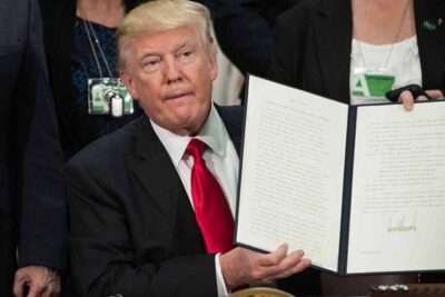 Trump promulga su ley de presupuesto, habrá recortes millonarios
