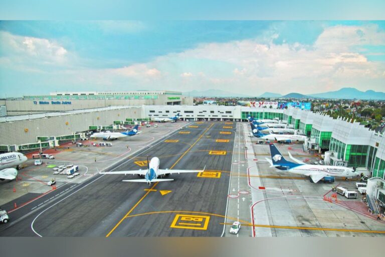 Trump obliga a las aerolíneas de carga de EU a reubicar sus operaciones en la CDMX