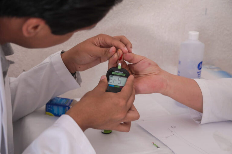 Un éxito, la Feria de la Salud en la comunidad de Ramón López Velarde de Calera