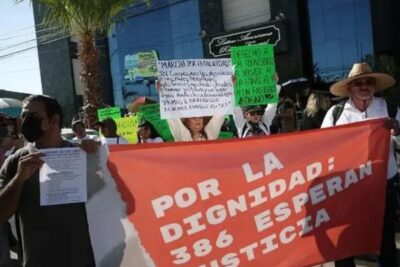 Marchan familias, que dudan de incineración en Crematorio Plenitud
