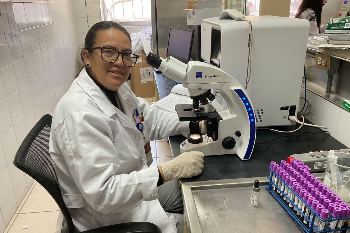 Moderniza ISSSTE Zacatecas su laboratorio en Guadalupe con microscopios de alta gama.