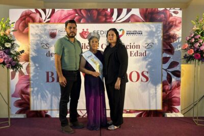 Mazapil celebra a los abuelitos con coronación estatal de la Reina del Adulto Mayor