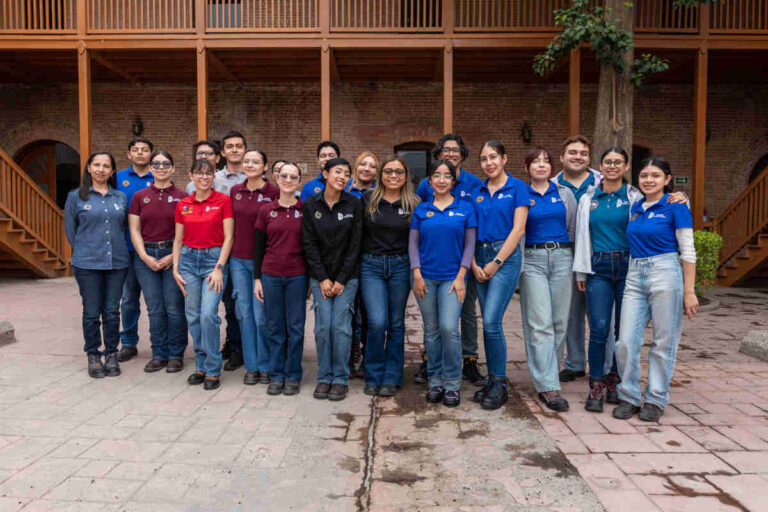 Peñoles mantiene su compromiso de impulsar la formación de jóvenes