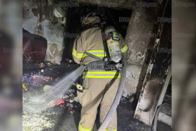 Se incendia casa en la colonia Periodistas de Fresnillo; el propietario resultó ileso