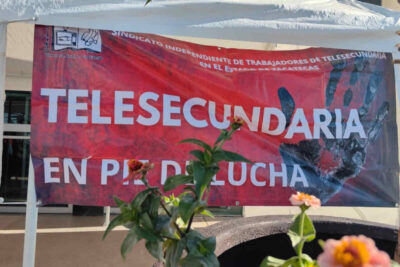 Trabajadores de la Sección 58 del SNTE y SITTEZ cierran Finanzas en Zacatecas