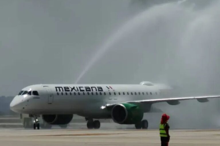 Llega el tercer avión de Mexicana para consolidar su relanzamiento