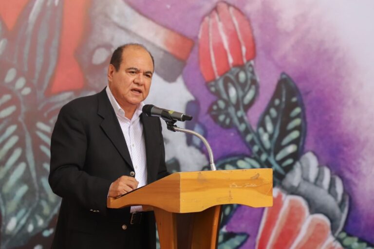 El Runrún: Morismas logran récord Guinness, pero Zacatecas sigue rezagado