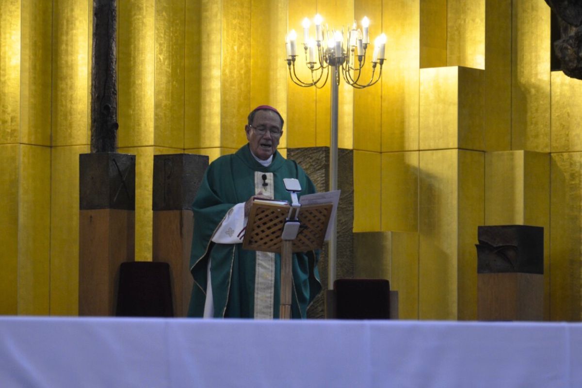 Obispo de Zacatecas pide orar por autoridades.