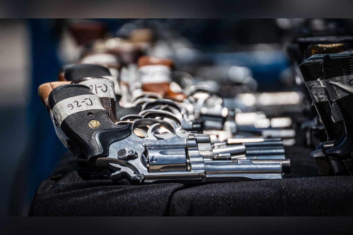 Acuerdo entre Estados Unidos y México respecto al tráfico de armas.