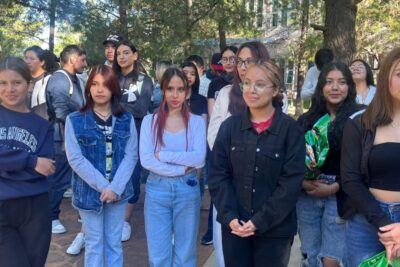 Alumnos y docentes limpian el Campus UAZ Siglo XXI