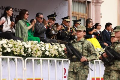 Zacatecas conmemora Independencia con desfile solemne