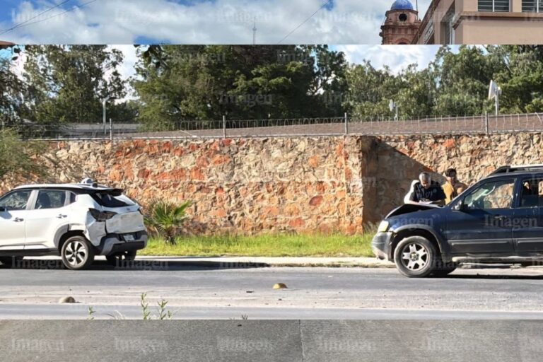 Se registra accidente a la entrada a la comunidad Beleña de Fresnillo