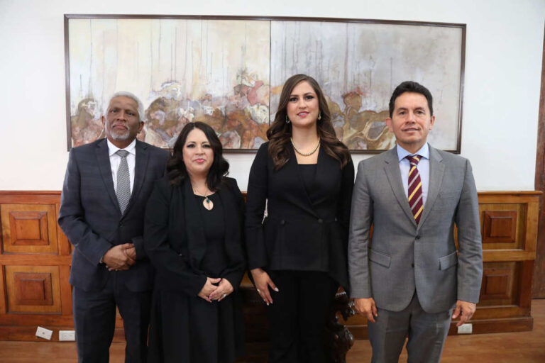 Carlos Villegas se reúne con integrantes del tribunal de disciplina judicial