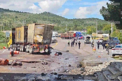 Choque a la altura de la Unirse de Sombrerete deja un muerto y tres heridos