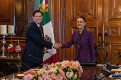 Secretario de Estado de EU se reúne con Claudia Sheinbaum en Palacio Nacional