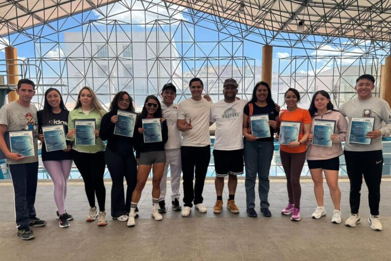 ¿Quieres enseñar natación? Zacatecas ya capacita a instructores