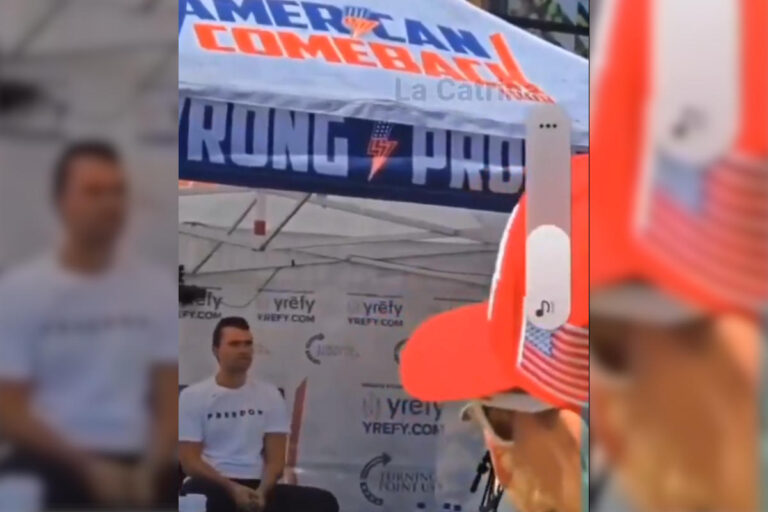 En Estados Unidos: abaten de un balazo a Charlie Kirk