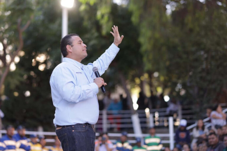 “Mitad de los compromisos de campaña ya cumplidos”, afirma Miguel Varela