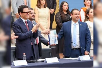 Silbatinas, lonas  y sonrisas medidas