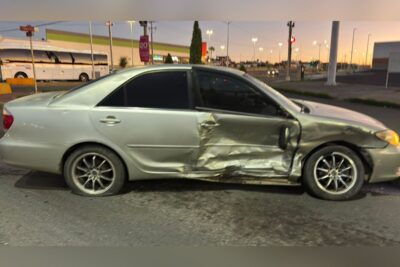 Se registra en Fresnillo un accidente automovilístico con saldo de una persona lesionada