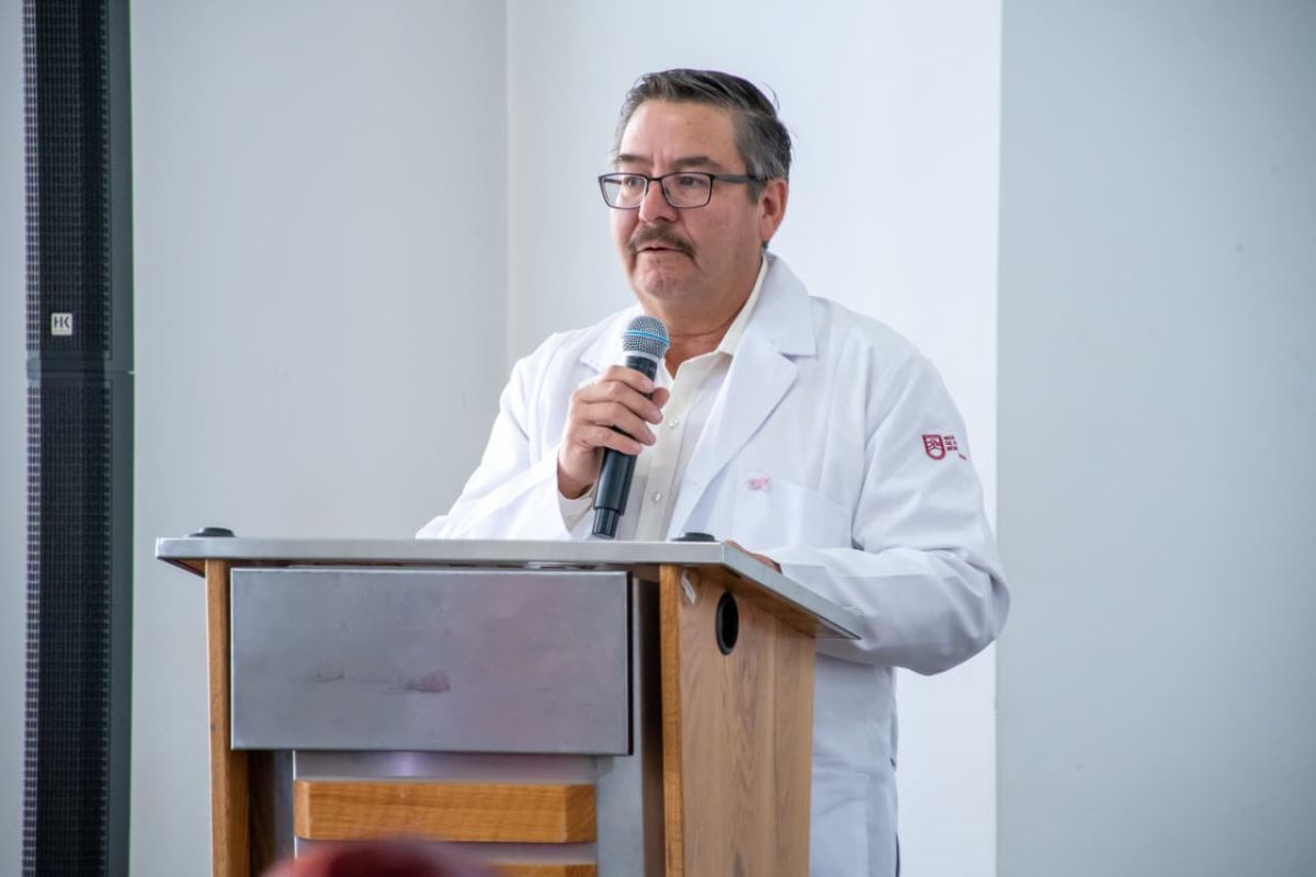 Presentan Gaceta Médica de Zacatecas.