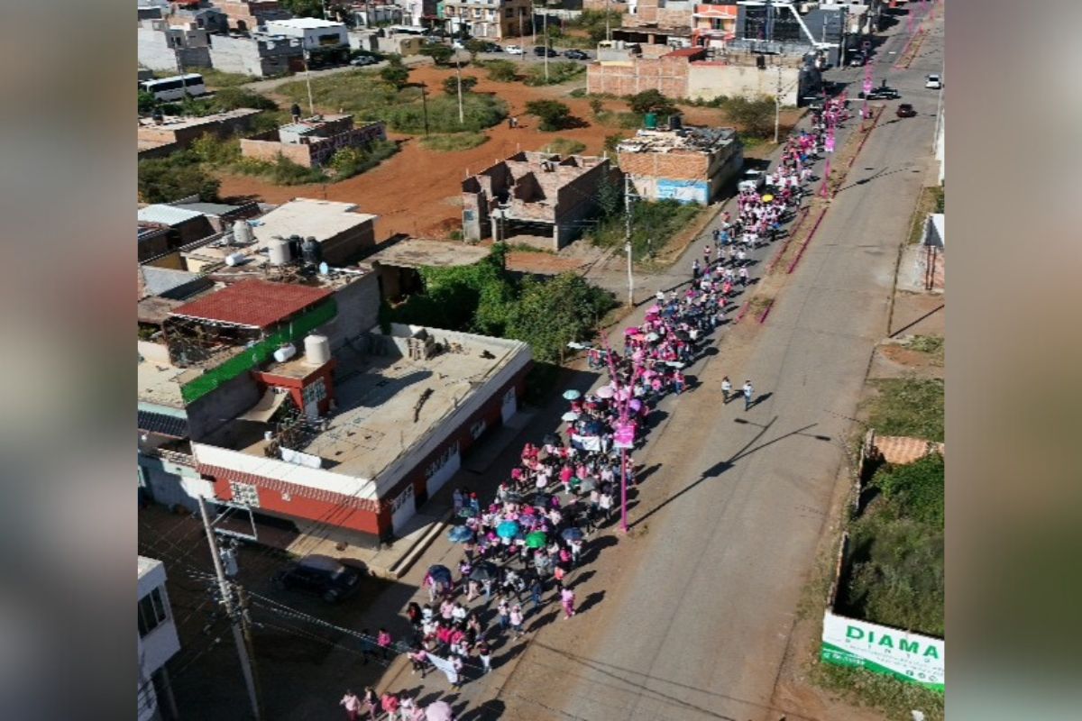 Mandan desde Guadalupe mensaje de esperanza contra el cáncer de mama.
