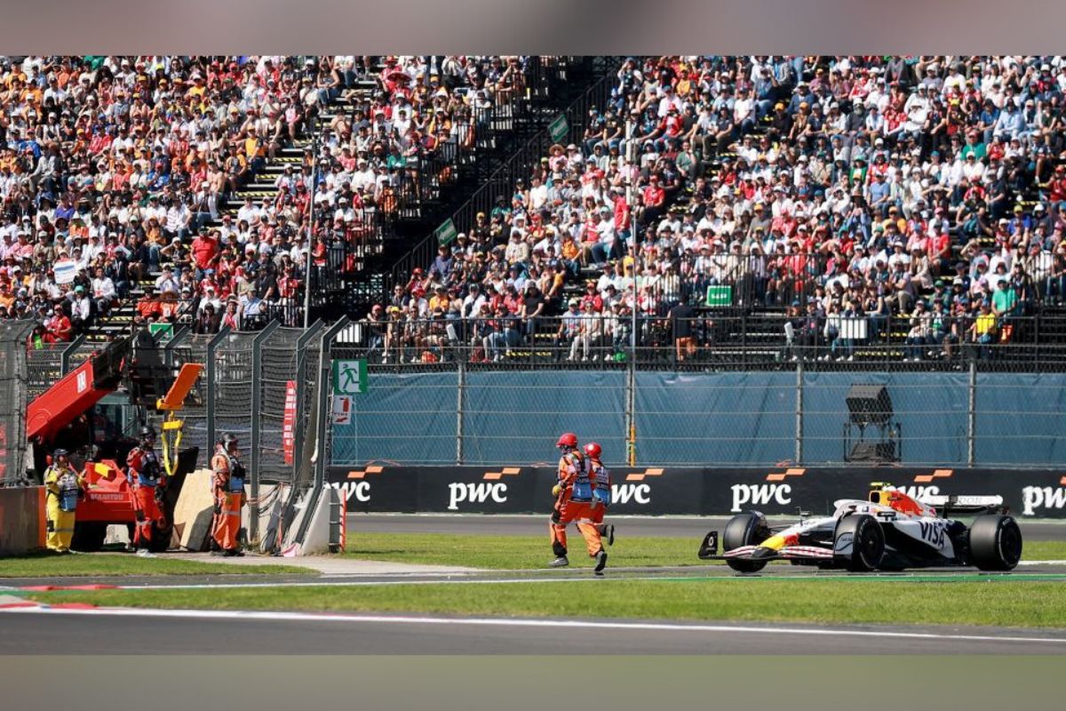 Afirman que Liam Lawson no respetó banderas amarillas durante presencia de oficiales.