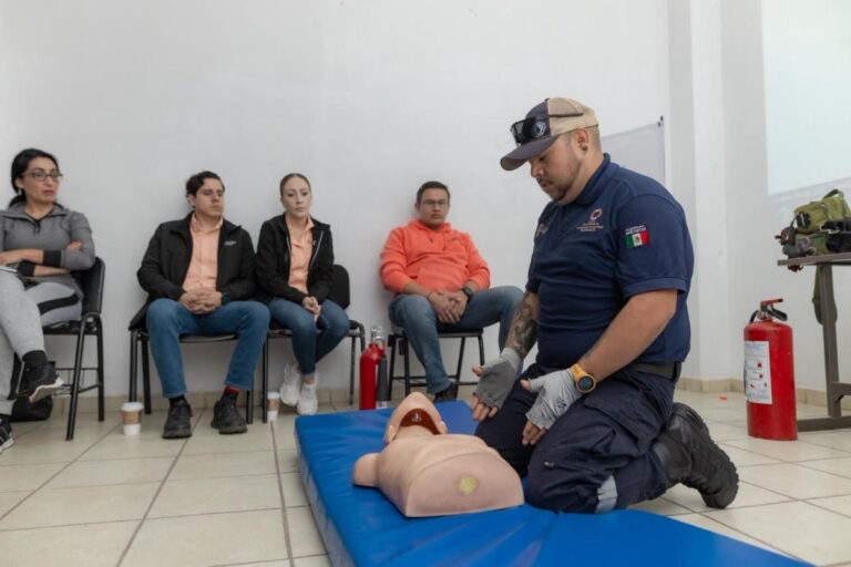 Capacita Protección Civil de Guadalupe a empresarios locales en primeros auxilios